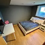 Cozy Pdx Hideout, Ideal Location