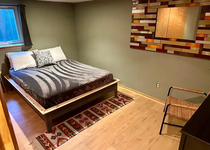 Cozy Pdx Hideout, Ideal Location