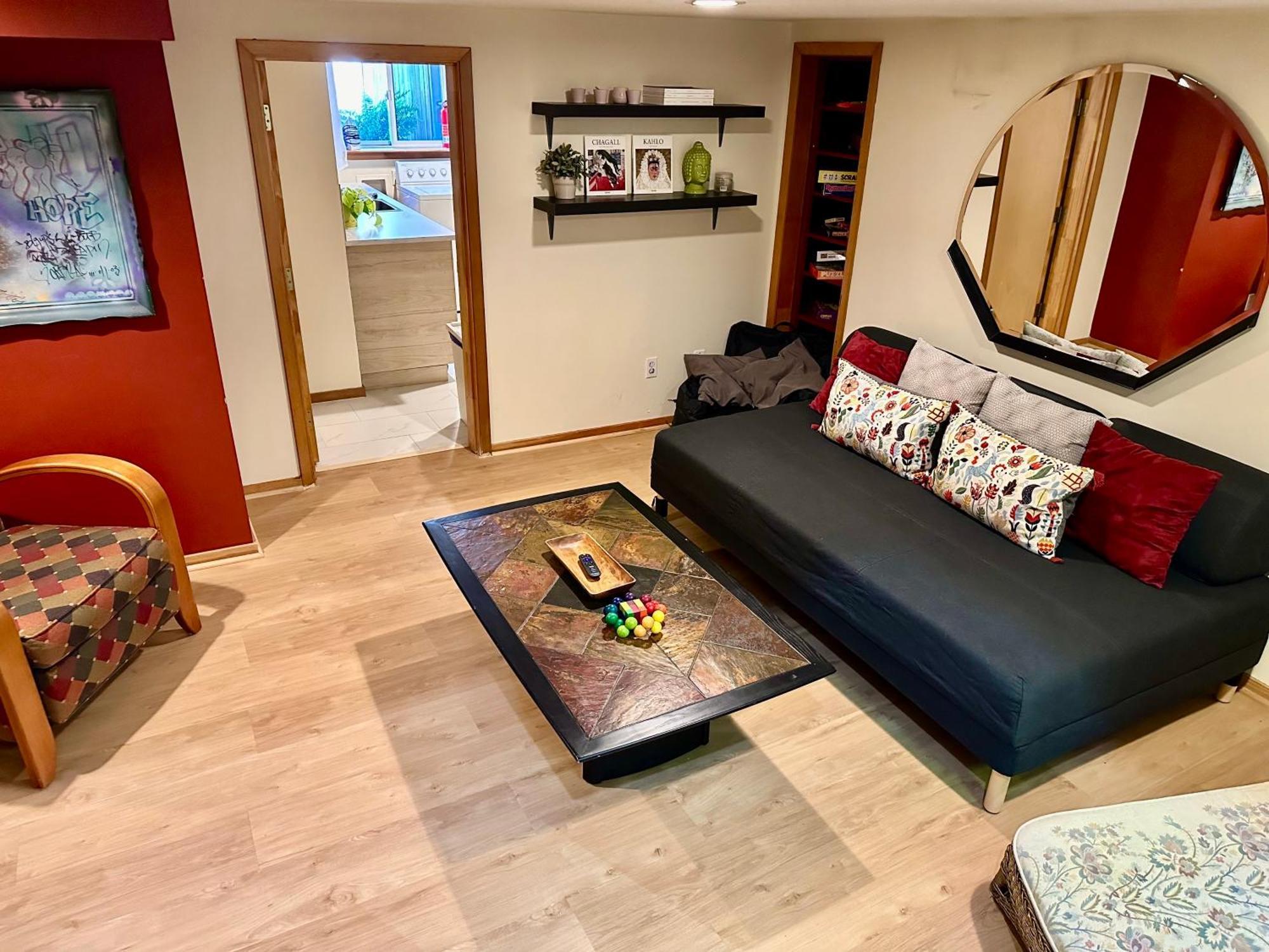Cozy Pdx Hideout, Ideal Location Apartment *